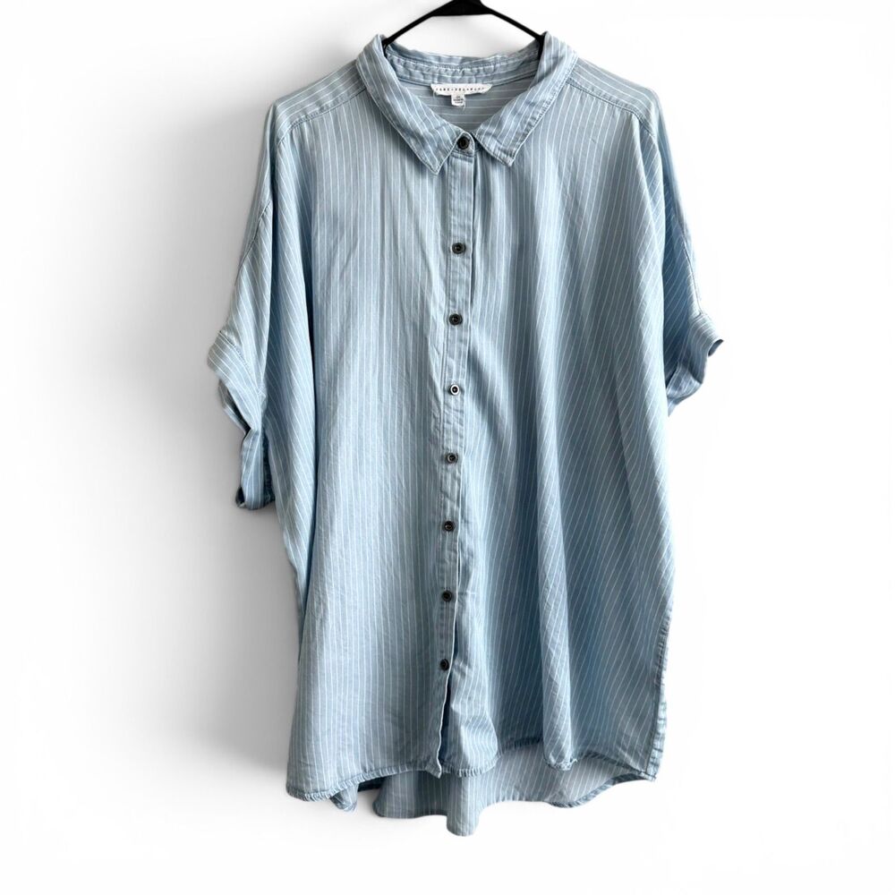 light blue pinstripe coastal tunic shirt cuffed short sleeve 3x by jane+delancey
